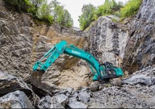 Rupsgraafmachines Kobelco SK 350 LC 10