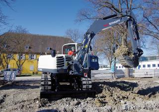 Rupsgraafmachines Schaeff TC 125