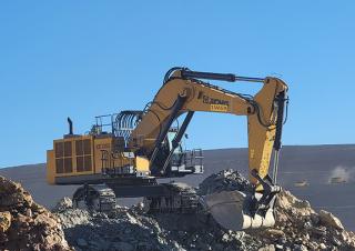 Rupsgraafmachines XCMG XE1350