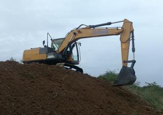 Rupsgraafmachines XCMG XE140I