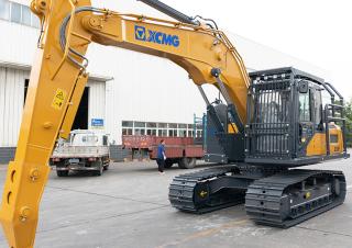 Rupsgraafmachines XCMG XE180F