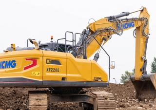Rupsgraafmachines XCMG XE220E Double Boom