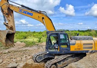 Rupsgraafmachines XCMG XE370D
