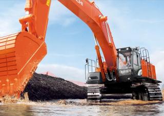 Rupsgraafmachines Hitachi ZX670LCH-5G