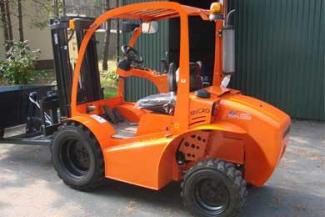 Ruwterrein-heftrucks Mast Explorer H 15 D