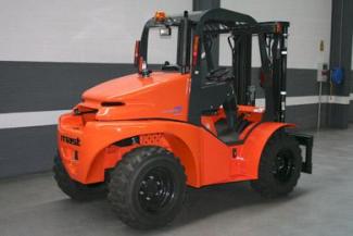 Ruwterrein-heftrucks Mast Explorer H 25 DA