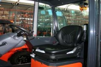 Ruwterrein-heftrucks Mast Explorer H 70 DA
