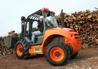 Ruwterrein-heftrucks Ausa C 250 H