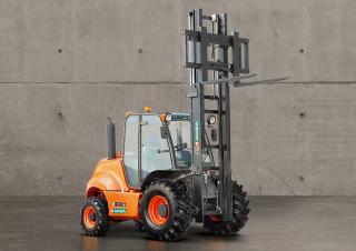 Ruwterrein-heftrucks Ausa C 500 H
