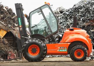 Ruwterrein-heftrucks Ausa C 500 H