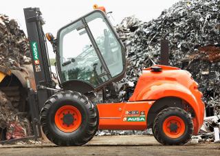 Ruwterrein-heftrucks Ausa C 500 H