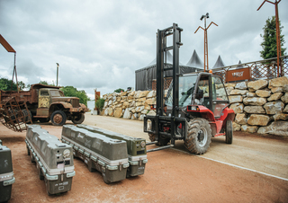 Ruwterrein-heftrucks Manitou M 26-4