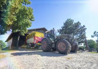 Silagewagens Pöttinger Boss 3240 DB Master