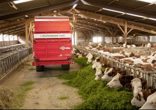 Silagewagens Pöttinger Faro 5010 D