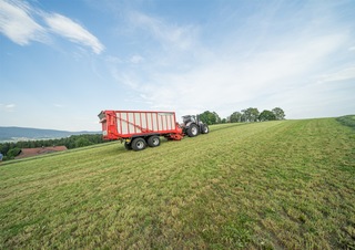 Silagewagens Pöttinger Jumbo 7220 D