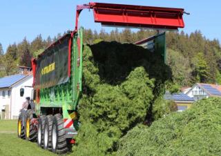 Silagewagens Strautmann Magnon CFS 530