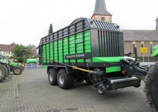Silagewagens DEUTZ-FAHR RotoMaster 5520 D