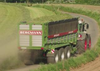 Silagewagens L. Bergmann Shuttle 490 S