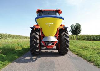 Apparatuur winteronderhoud Spreader Units Spreaders met containerinvoer Saphir PLS 500
