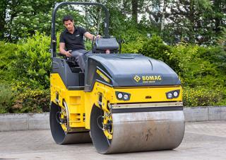 Walsen Tandemtrilwalsen Bomag BW 135 AD-5