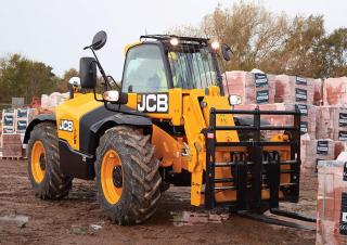 Telescoopladers JCB 506-23TC