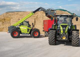 Telescoopladers Claas Scorpion 736 