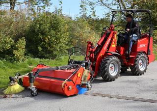 Compacte wielladers Schäffer 2034