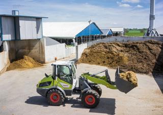 Compacte wielladers Claas Torion 639