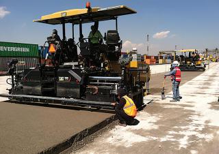 Track-asfalteermachines Caterpillar AP655F