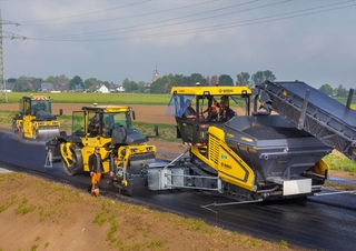 Track-asfalteermachines Bomag BF 800 C 3 S 600