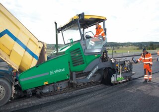 Track-asfalteermachines Vögele Super 2100-3i