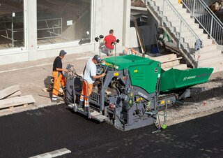 Track-asfalteermachines Vögele Super 800i