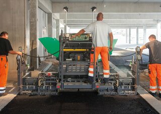 Track-asfalteermachines Vögele Super 800i