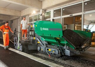 Track-asfalteermachines Vögele Super 800i