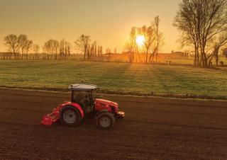 Tractoren met tweewielaandrijving Oliver 1600