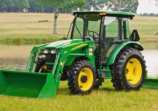 Tractoren met vierwielaandrijving John Deere 5093E