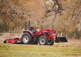 Tractoren met vierwielaandrijving Mahindra 6065