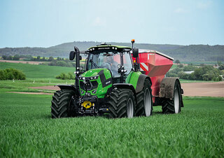 Tractoren met vierwielaandrijving DEUTZ-FAHR 6165 Agrotron RCShift
