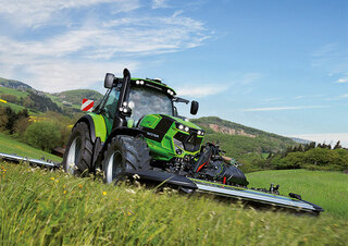 Tractoren met vierwielaandrijving DEUTZ-FAHR 6165 Agrotron RCShift