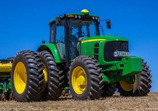 Tractoren met vierwielaandrijving John Deere 6190J