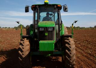 Tractoren met vierwielaandrijving John Deere 6403