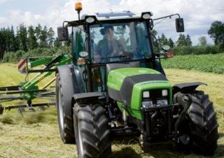 Tractoren met vierwielaandrijving DEUTZ-FAHR Agroplus 315