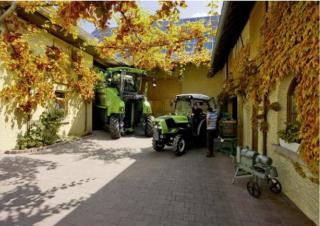 Tractoren met vierwielaandrijving DEUTZ-FAHR Agroplus V 420 INV.Meccanic