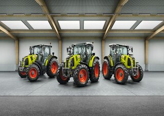 Tractoren met vierwielaandrijving Claas Arion 420 Basic 