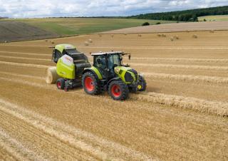 Tractoren met vierwielaandrijving Claas Arion 530 Hexashift