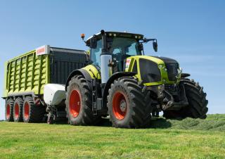 Tractoren met vierwielaandrijving Claas Axion 920 
