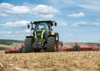 Tractoren met vierwielaandrijving Claas Axion 960 