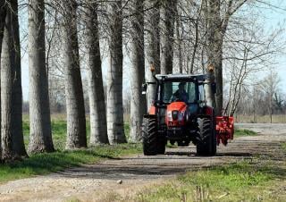 Tractoren met vierwielaandrijving SAME Explorer 100 MD