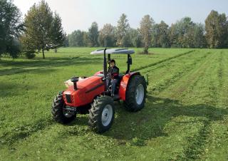 Tractoren met vierwielaandrijving SAME Explorer 90