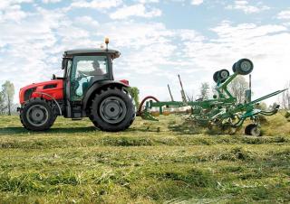 Tractoren met vierwielaandrijving SAME Explorer 90.4 MD